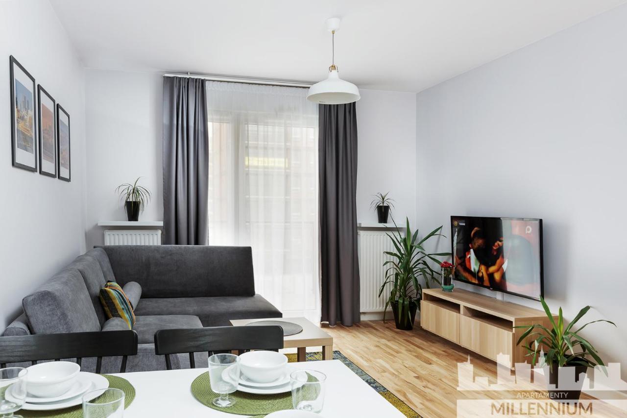 Millennium Manufaktura Blue Apartment Warsawa Bagian luar foto